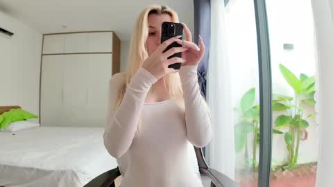 Jen  online show from 02.28.25