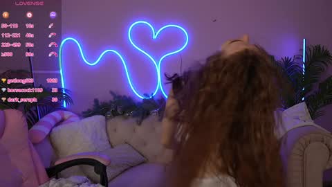 JENNY online show from 01.04.25