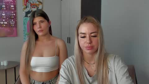 Snapshot of jeremayalove chatting on 02.11.25 Hi hi We are Jessie and Betti online show from 02.11.25