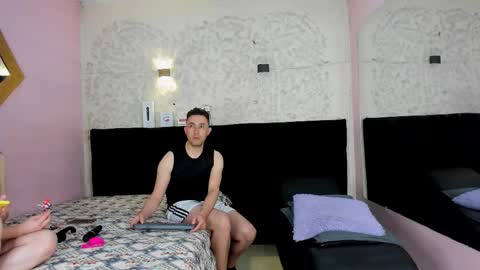 Jeremmyandstacy online show from 09.13.25