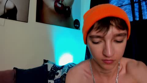 jero independent model online show from 12.18.24