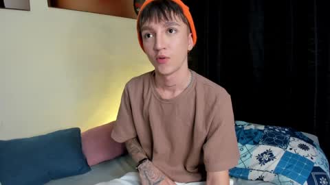 jero independent model online show from 01.16.25