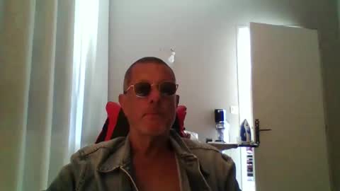 jerflor online show from 10.10.25