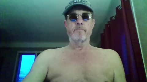 Snapshot of jerflor chatting on 02.05.26 jerflor online show from 02.05.26