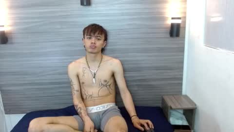 Snapshot of jerom_xx chatting on 10.14.25 Jerom xx online show from 10.14.25