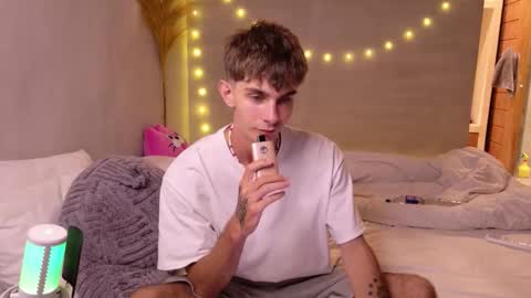 Snapshot of jerry_lucky chatting on 03.26.26 Jerry online show from 03.26.26