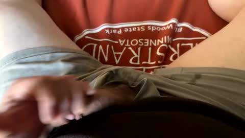 Jeremys room chill and puff one enjoy online show from 02.18.25