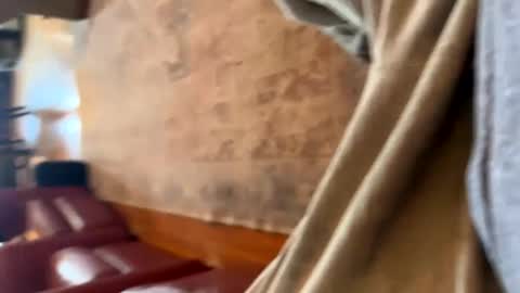 Jeremys room chill and puff one enjoy online show from 03.11.25