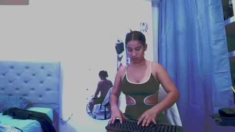 JESICA online show from 09.30.25