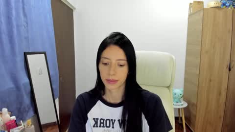 Snapshot of jess_a_ chatting on 02.19.25 Jess online show from 02.19.25