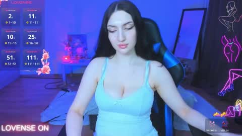 Snapshot of jessa__smith chatting on 12.11.24 hello my name is Hanna online show from 12.11.24