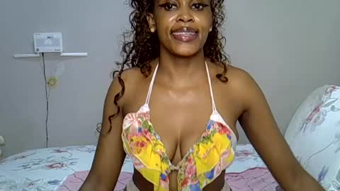Snapshot of jessajoyy chatting on 06.18.26 jessajoyy online show from 06.18.26