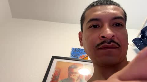 Hungjessy online show from 01.04.25