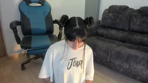 Snapshot of jessi_lemus chatting on 06.17.26 jessi_lemus online show from 06.17.26