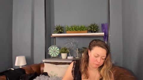 Jessica online show from 03.11.25