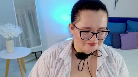 Snapshot of jessica_joy_ chatting on 02.07.25 Natalia online show from 02.07.25