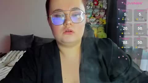 Snapshot of jessica_joy_ chatting on 07.18.26 Natalia online show from 07.18.26