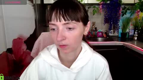 Snapshot of jessicaforris chatting on 03.17.26 jessicaforris online show from 03.17.26