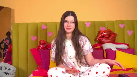 Snapshot of jessicajewells45 chatting on 02.11.26 Jessica online show from 02.11.26