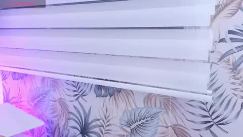 JESSI AND NAOMI online show from 02.20.26