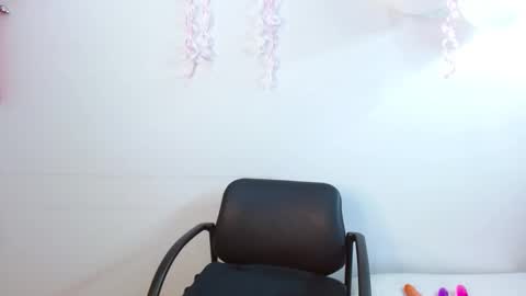 jessicarabbit4 online show from 02.13.25