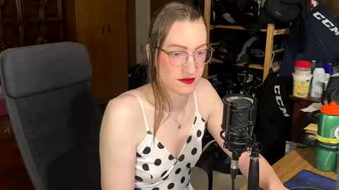 Snapshot of jessicastarla chatting on 04.29.26 Jessica Starla online show from 04.29.26
