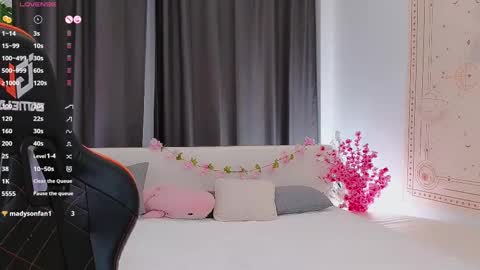 jessie_johns online show from 02.24.25