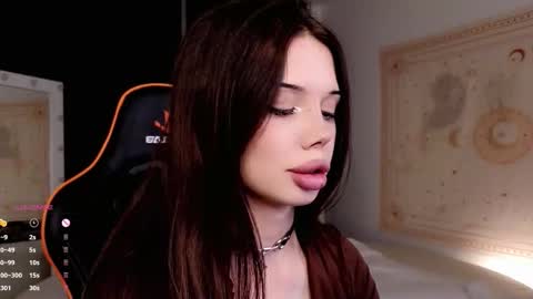 jessie_johns online show from 10.22.25