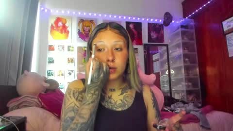 Snapshot of jessie_williams_01 chatting on 04.30.26 Your Sweet Angel online show from 04.30.26