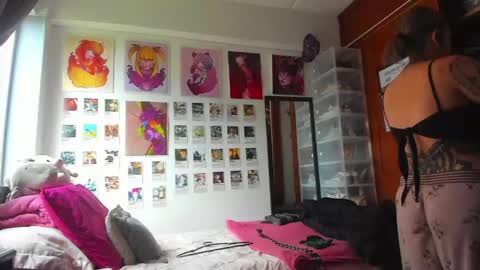 Snapshot of jessie_williams_01 chatting on 05.05.26 Your Sweet Angel online show from 05.05.26