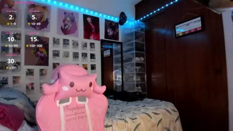 Snapshot of jessie_williams_01 chatting on 07.28.26 Your Sweet Angel online show from 07.28.26