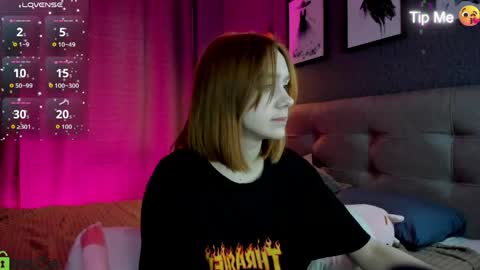 Snapshot of jessiexxiv chatting on 05.06.26 Jessie online show from 05.06.26