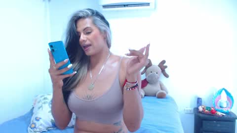 Snapshot of jessigomez chatting on 12.29.24 JESSI GOMEZ online show from 12.29.24