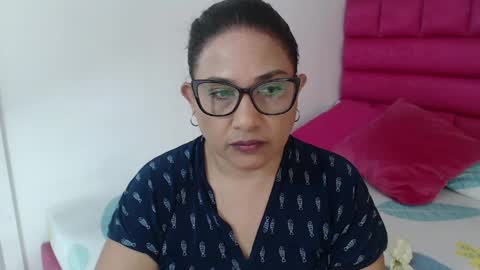 paola online show from 05.25.26