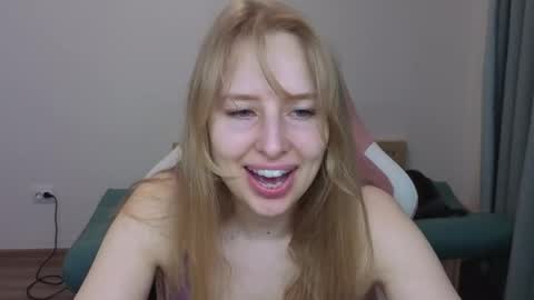 Snapshot of jessy_comely chatting on 05.31.26 Jessy online show from 05.31.26
