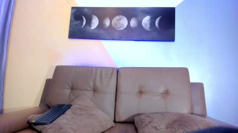 Jessy Mateus online show from 12.16.24