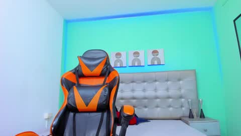 Jessy Mateus online show from 01.22.25