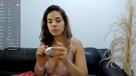 Snapshot of jessye_golden chatting on 05.16.26 jessye_golden online show from 05.16.26