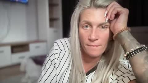 Jessye online show from 10.19.25