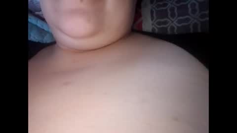 Snapshot of jessyxcuteee chatting on 11.13.25 Jessy online show from 11.13.25