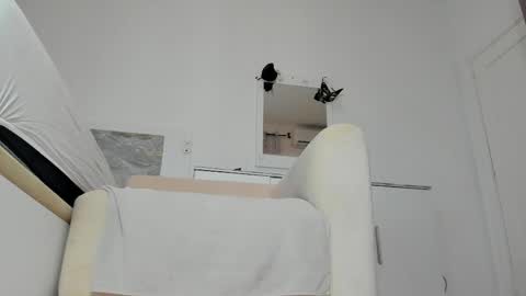 jesy online show from 04.23.26