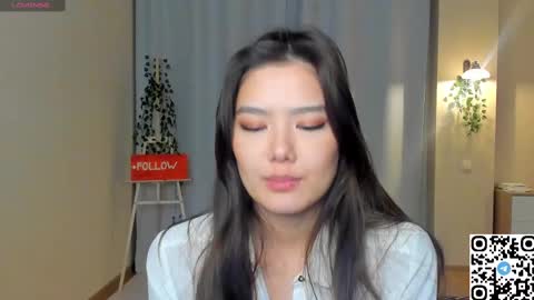 Hi all. My name is Naomi and Im glad to see you in my room  online show from 02.18.25