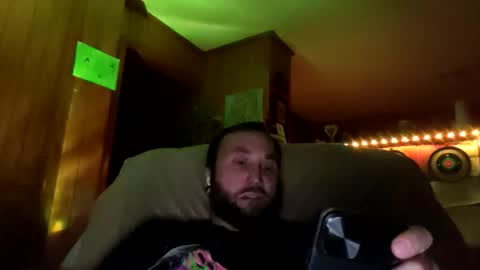 jettadude5 online show from 10.24.25