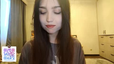 I am Gina ntmu Lets hit 10 Thumbs Up together online show from 02.01.26