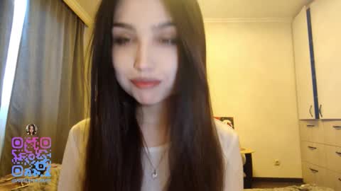 I am Gina ntmu Lets hit 10 Thumbs Up together online show from 02.12.26