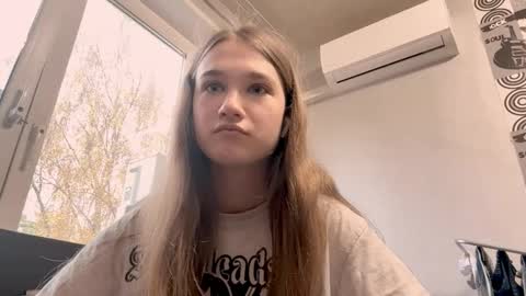 Helgi online show from 10.25.25