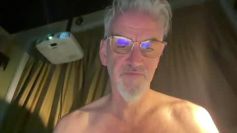 Snapshot of jewlronny chatting on 12.16.24 jewlronny online show from 12.16.24