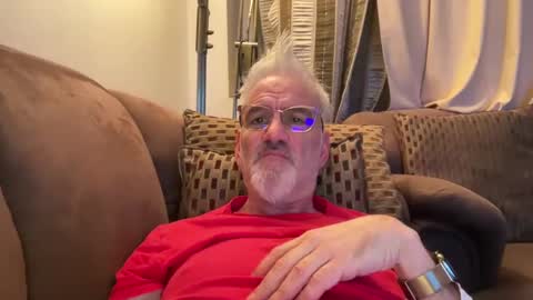 Snapshot of jewlronny chatting on 01.22.25 jewlronny online show from 01.22.25