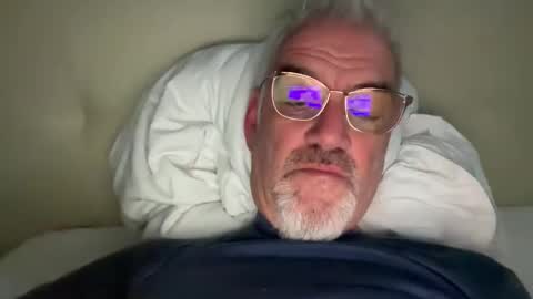 Snapshot of jewlronny chatting on 02.03.25 jewlronny online show from 02.03.25