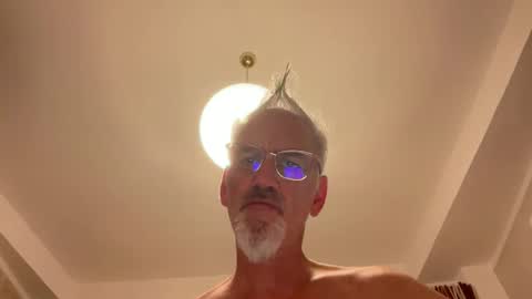 Snapshot of jewlronny chatting on 02.04.25 jewlronny online show from 02.04.25